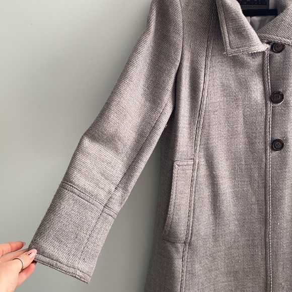 Andrew Mark Gray Wool Coat - Picture 2 of 7
